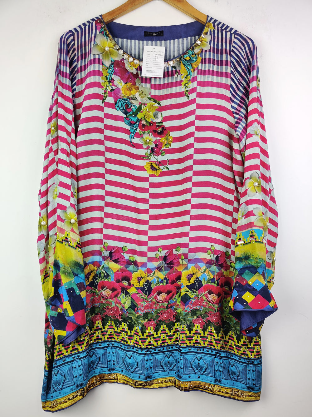 Buy online pre-used pre-loved 100% authentic & Original branded Sapphire (BK-1470) available in Pakistan. Top international brands avilable.