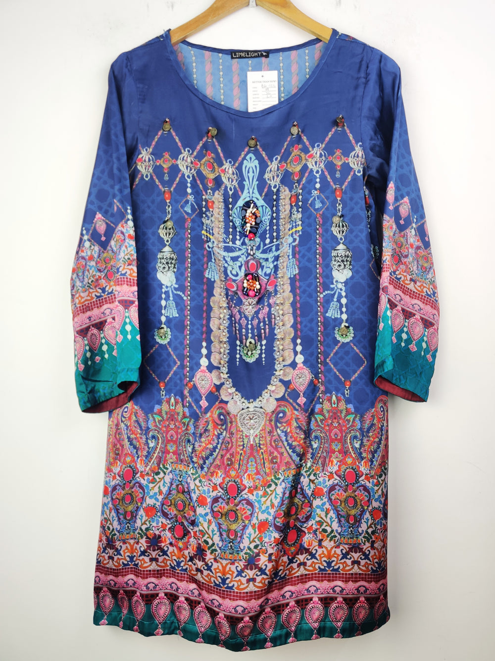 Buy online pre-used pre-loved 100% authentic & Original branded Limelight (BK-1512) available in Pakistan. Top international brands avilable.