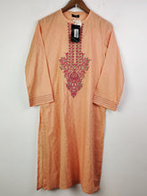 Buy online pre-used pre-loved 100% authentic & Original branded Saya (BK-1648) available in Pakistan. Top international brands avilable.