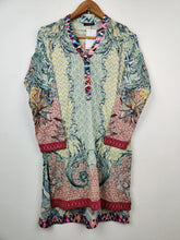 Buy online pre-used pre-loved 100% authentic & Original branded Beechtree (BK-171) available in Pakistan. Top international brands avilable.