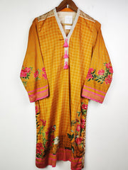 Buy online pre-used pre-loved 100% authentic & Original branded Unknown Brand (BK-1790) available in Pakistan. Top international brands avilable.