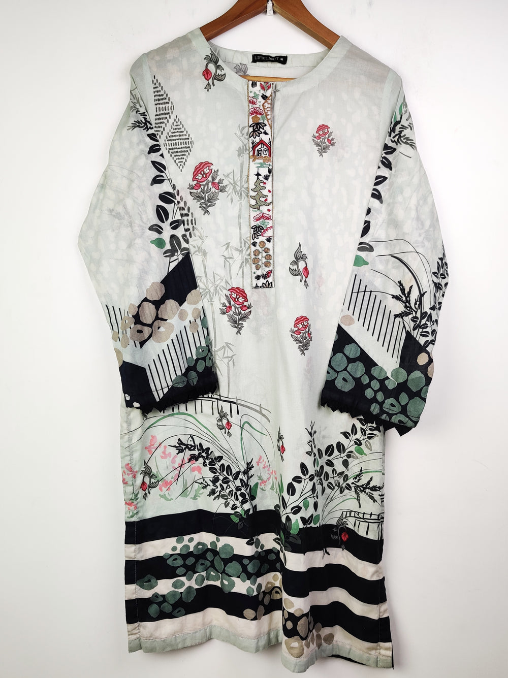 Buy online pre-used pre-loved 100% authentic & Original branded Limelight (BK-1798) available in Pakistan. Top international brands avilable.