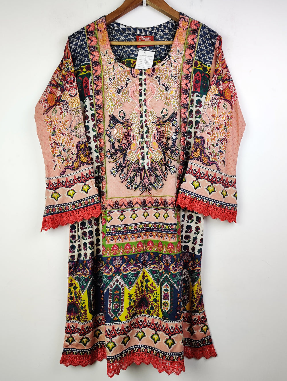 Buy online pre-used pre-loved 100% authentic & Original branded Minira (BK-1806) available in Pakistan. Top international brands avilable.