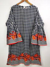 Buy online pre-used pre-loved 100% authentic & Original branded Khaadi (BK-1826) available in Pakistan. Top international brands avilable.