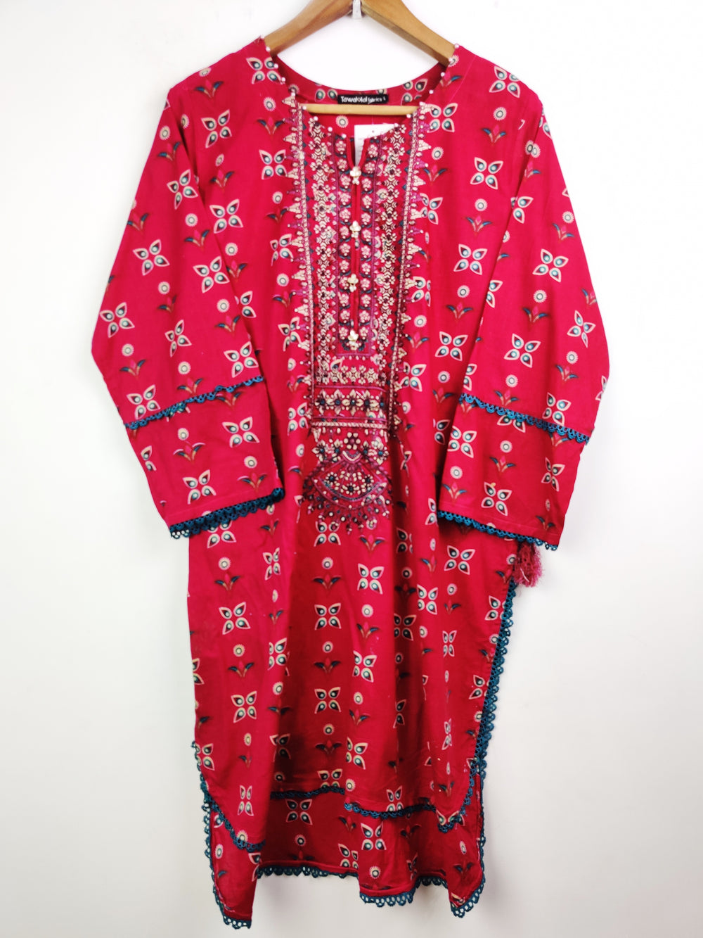 Buy online pre-used pre-loved 100% authentic & Original branded Tawakkal (BK-1829) available in Pakistan. Top international brands avilable.