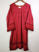 Buy online pre-used pre-loved 100% authentic & Original branded Unknown Brand (BK-1936) available in Pakistan. Top international brands avilable.