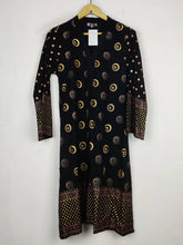 Buy online pre-used pre-loved 100% authentic & Original branded Garnet (BK-2009) available in Pakistan. Top international brands avilable.