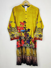 Buy online pre-used pre-loved 100% authentic & Original branded Limelight (BK-2010) available in Pakistan. Top international brands avilable.