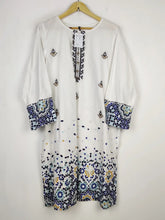 Buy online pre-used pre-loved 100% authentic & Original branded Beechtree (BK-2012) available in Pakistan. Top international brands avilable.