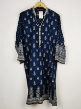 Buy online pre-used pre-loved 100% authentic & Original branded Bin Saeed (BK-2019) available in Pakistan. Top international brands avilable.