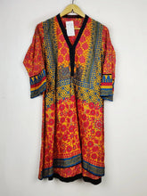 Buy online pre-used pre-loved 100% authentic & Original branded Khaadi (BK-2080) available in Pakistan. Top international brands avilable.