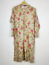 Buy online pre-used pre-loved 100% authentic & Original branded Sada Bahar (BK-2082) available in Pakistan. Top international brands avilable.