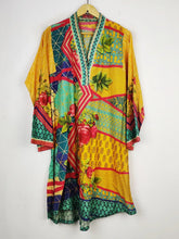 Buy online pre-used pre-loved 100% authentic & Original branded Diners (BK-2093) available in Pakistan. Top international brands avilable.