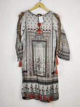 Buy online pre-used pre-loved 100% authentic & Original branded Dhanak (BK-2094) available in Pakistan. Top international brands avilable.