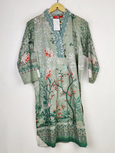 Buy online pre-used pre-loved 100% authentic & Original branded Zeen (BK-2119) available in Pakistan. Top international brands avilable.