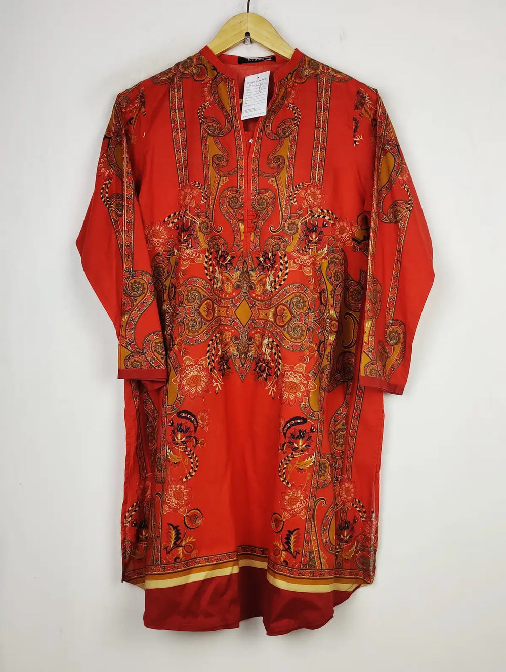 Buy online pre-used pre-loved 100% authentic & Original branded Khaadi (BK-2124) available in Pakistan. Top international brands avilable.