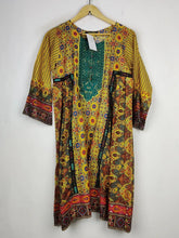 Buy online pre-used pre-loved 100% authentic & Original branded Haram (BK-2133) available in Pakistan. Top international brands avilable.