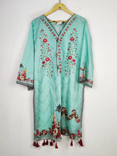 Buy online pre-used pre-loved 100% authentic & Original branded Bin Saeed (BK-2156) available in Pakistan. Top international brands avilable.