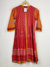 Buy online pre-used pre-loved 100% authentic & Original branded Khaadi (BK-2188) available in Pakistan. Top international brands avilable.