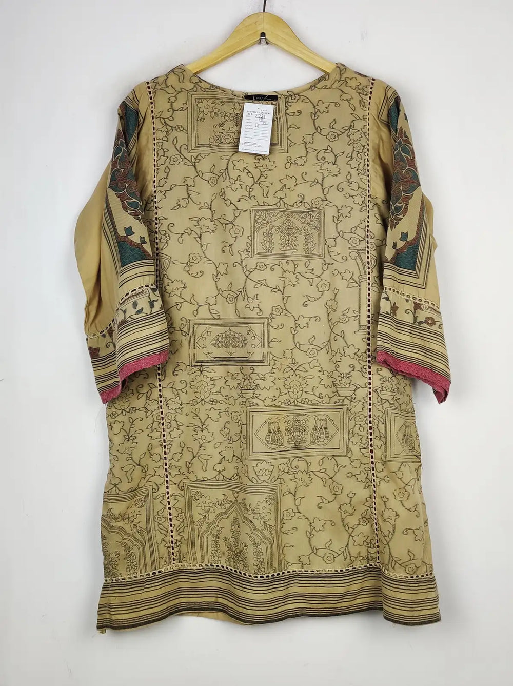Buy online pre-used pre-loved 100% authentic & Original branded J. Pret (BK-2231) available in Pakistan. Top international brands avilable.
