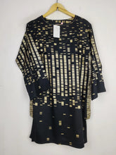 Buy online pre-used pre-loved 100% authentic & Original branded Mak (BK-2261) available in Pakistan. Top international brands avilable.