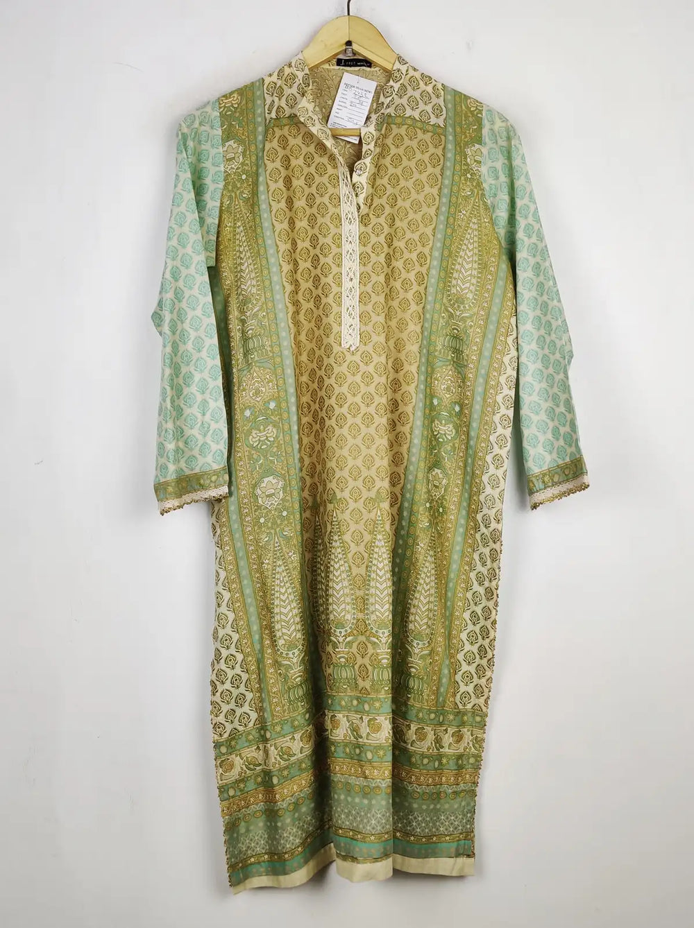 Buy online pre-used pre-loved 100% authentic & Original branded J.Pret (BK-2432) available in Pakistan. Top international brands avilable.