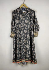 Buy online pre-used pre-loved 100% authentic & Original branded Afghan (BK-2539) available in Pakistan. Top international brands avilable.