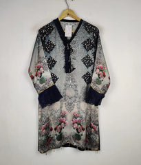 Buy online pre-used pre-loved 100% authentic & Original branded Khaadi (BK-2550) available in Pakistan. Top international brands avilable.