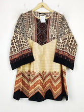 Buy online pre-used pre-loved 100% authentic & Original branded Khaadi (BK-2603) available in Pakistan. Top international brands avilable.