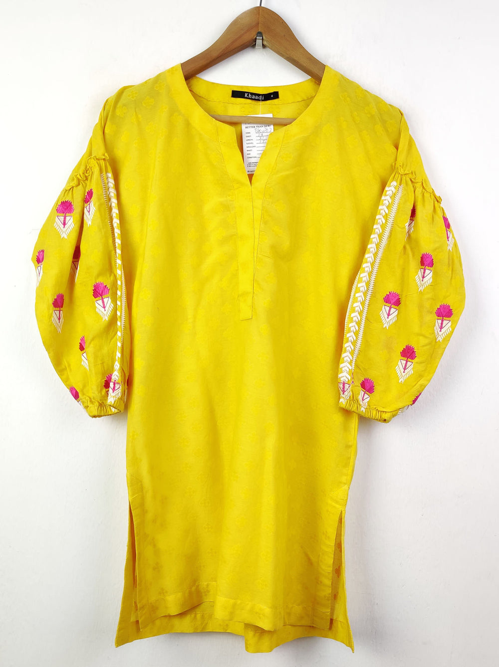 Buy online pre-used pre-loved 100% authentic & Original branded Khaadi (BK-267) available in Pakistan. Top international brands avilable.