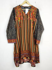 Buy online pre-used pre-loved 100% authentic & Original branded Khaadi (BK-2722) available in Pakistan. Top international brands avilable.