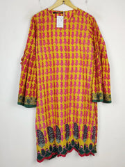 Buy online pre-used pre-loved 100% authentic & Original branded Khaadi (BK-2787) available in Pakistan. Top international brands avilable.