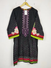 Buy online pre-used pre-loved 100% authentic & Original branded Bonanza Satrangi (BK-2792) available in Pakistan. Top international brands avilable.