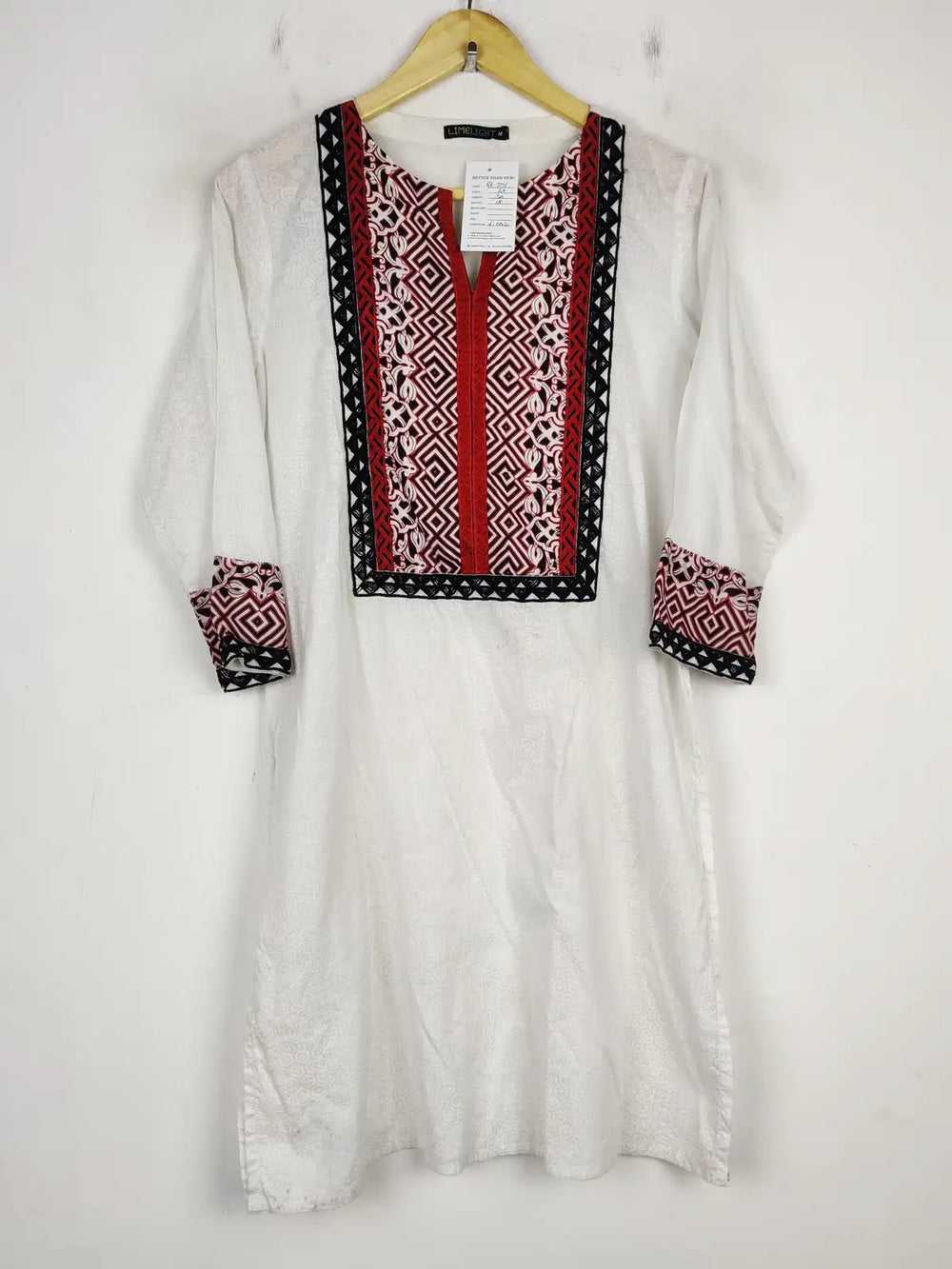 Buy online pre-used pre-loved 100% authentic & Original branded Limelight (BK-2795) available in Pakistan. Top international brands avilable.