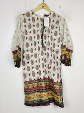 Buy online pre-used pre-loved 100% authentic & Original branded Shifa (BK-2799) available in Pakistan. Top international brands avilable.