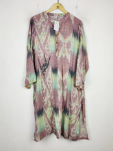 Buy online pre-used pre-loved 100% authentic & Original branded Ethnic (BK-2800) available in Pakistan. Top international brands avilable.