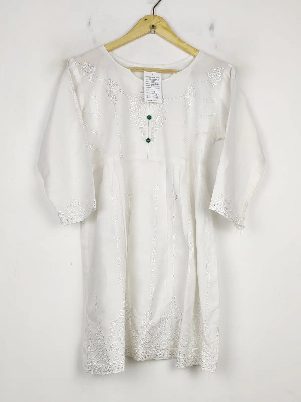 Buy online pre-used pre-loved 100% authentic & Original branded Unknown Brand (BK-2931) available in Pakistan. Top international brands avilable.