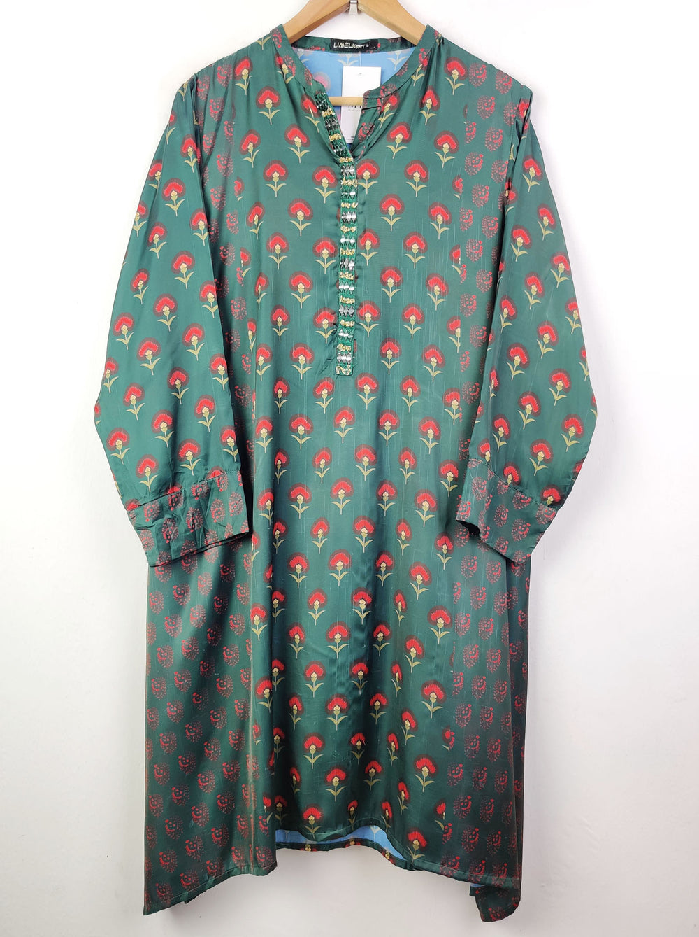 Buy online pre-used pre-loved 100% authentic & Original branded Limelight (BK-298) available in Pakistan. Top international brands avilable.