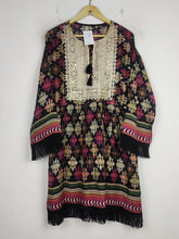 Buy online pre-used pre-loved 100% authentic & Original branded Unknown Brand (BK-3031) available in Pakistan. Top international brands avilable.