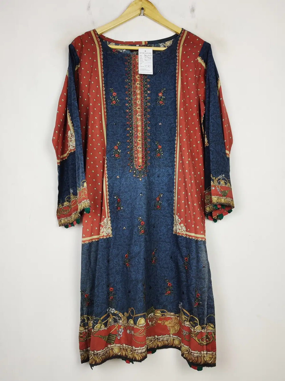 Buy online pre-used pre-loved 100% authentic & Original branded Bin Saeed (BK-3070) available in Pakistan. Top international brands avilable.
