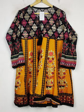 Buy online pre-used pre-loved 100% authentic & Original branded Unknown Brand (BK-3088) available in Pakistan. Top international brands avilable.