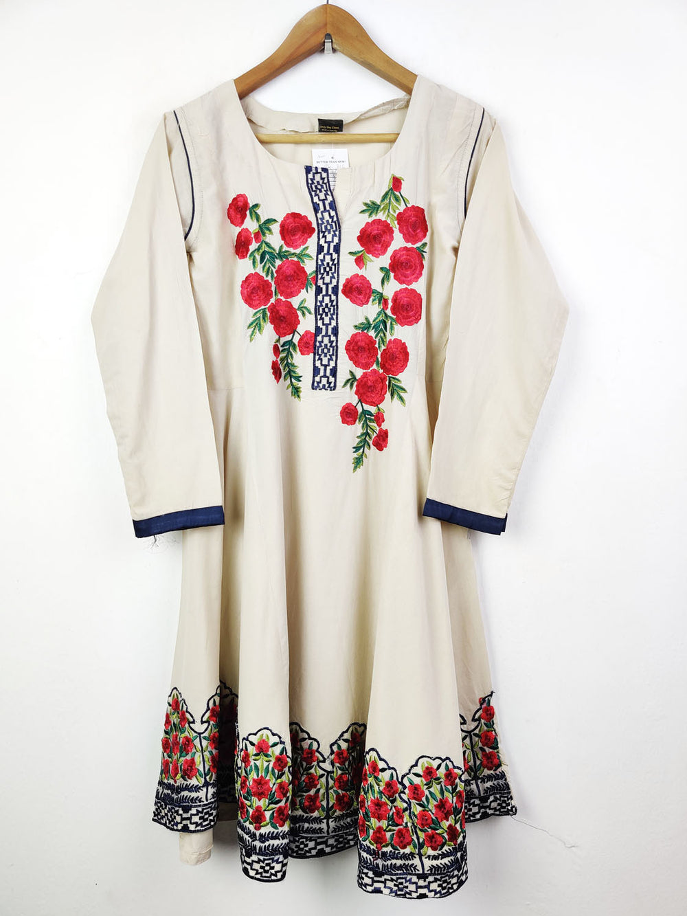 Buy online pre-used pre-loved 100% authentic & Original branded Karma (BK-316) available in Pakistan. Top international brands avilable.