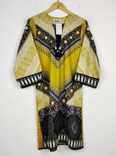 Buy online pre-used pre-loved 100% authentic & Original branded Kaas (BK-3273) available in Pakistan. Top international brands avilable.