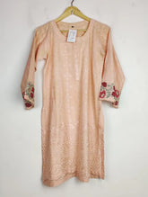 Buy online pre-used pre-loved 100% authentic & Original branded Unknown Brand (BK-3286) available in Pakistan. Top international brands avilable.