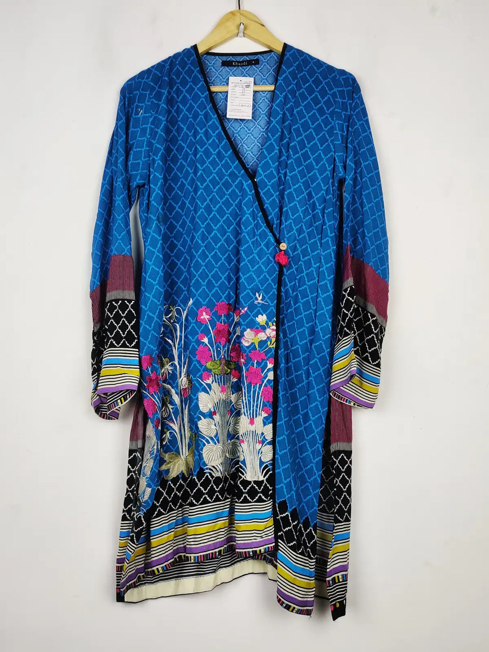 Buy online pre-used pre-loved 100% authentic & Original branded Khaadi (BK-3434) available in Pakistan. Top international brands avilable.