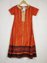 Buy online pre-used pre-loved 100% authentic & Original branded Minnie Minoso (BK-3608) available in Pakistan. Top international brands avilable.