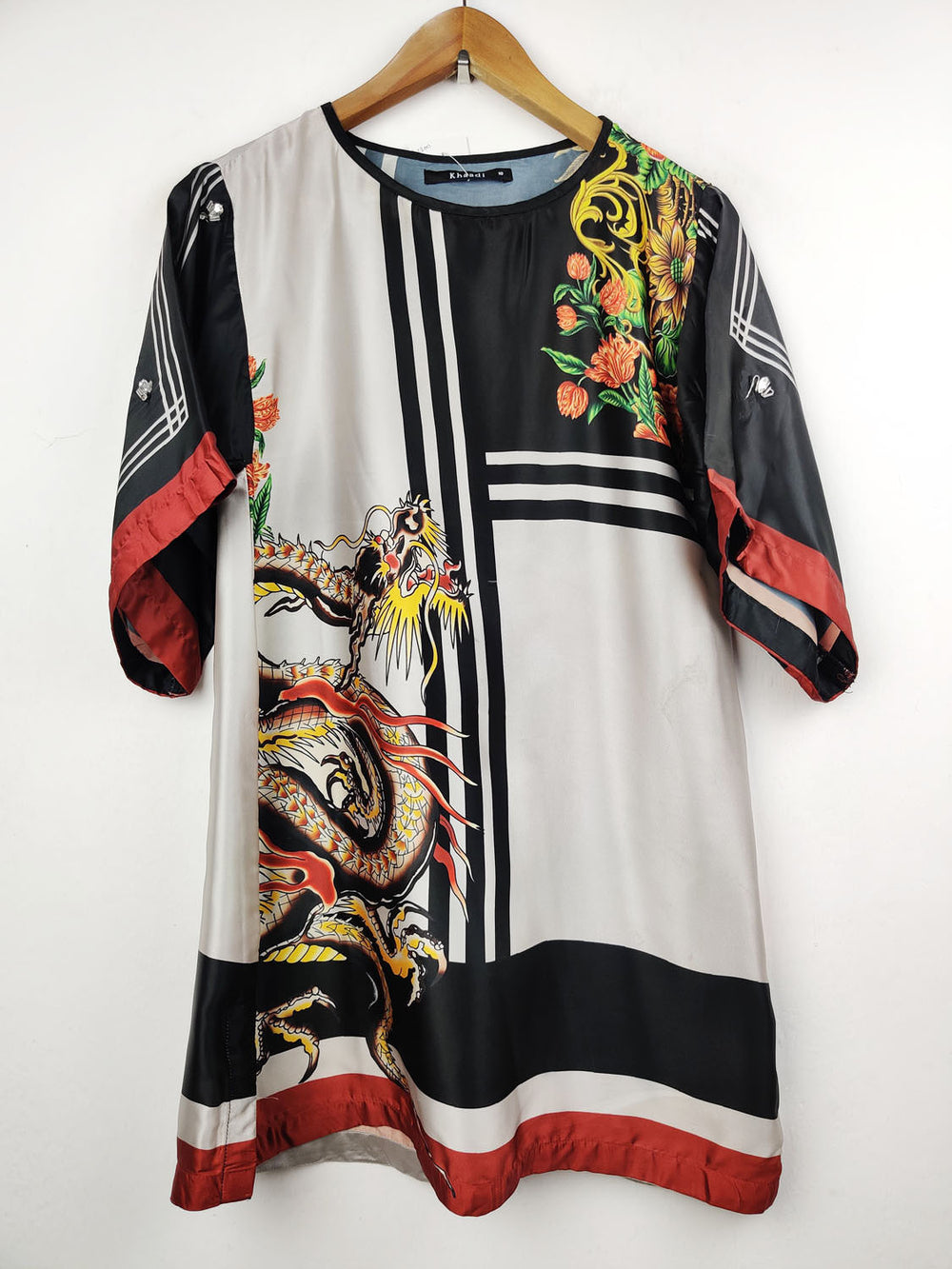 Buy online pre-used pre-loved 100% authentic & Original branded Khaadi (BK-360) available in Pakistan. Top international brands avilable.