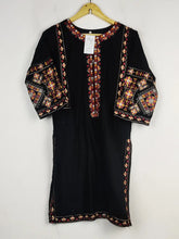 Buy online pre-used pre-loved 100% authentic & Original branded Unknown Brand (BK-3638) available in Pakistan. Top international brands avilable.