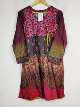 Buy online pre-used pre-loved 100% authentic & Original branded Batik (BK-3693) available in Pakistan. Top international brands avilable.