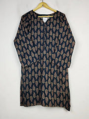 Buy online pre-used pre-loved 100% authentic & Original branded Bin Saeed (BK-3704) available in Pakistan. Top international brands avilable.